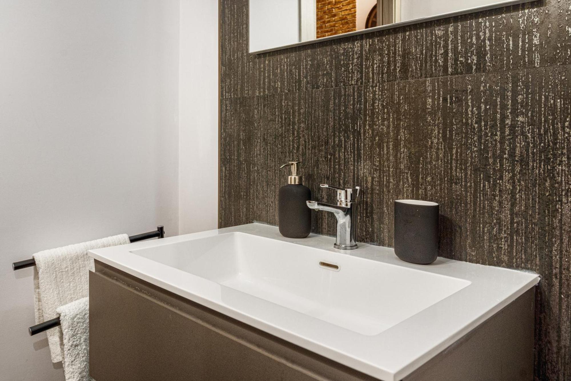 Apartment New 2024 Metropolitan 50
